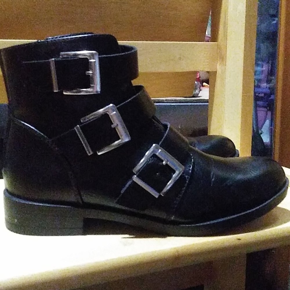 Time and Tru black booties with buckles 8.5